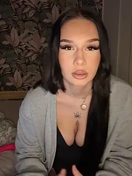 leannabbyy online show from February 18, 8:38 pm