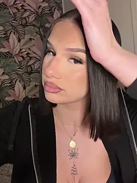 leannabbyy online show from February 15, 2:12 am