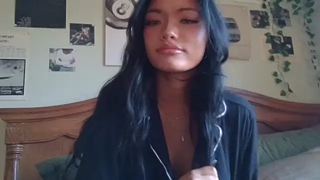 ellianajean online show from February 14, 11:49 pm
