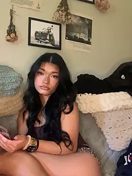 ellianajean online show from March 14, 8:48 pm