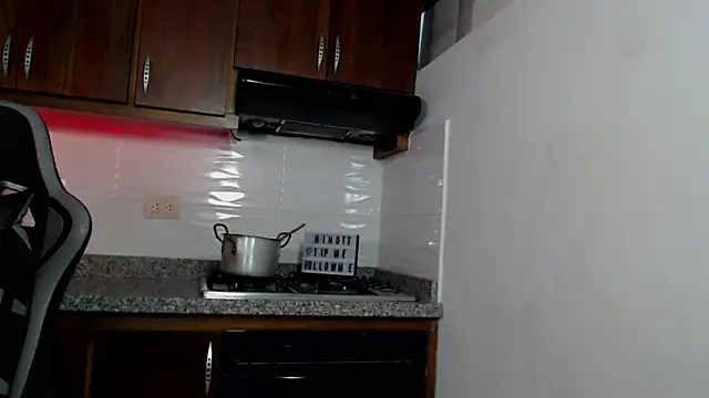 Scarlet vibe07 online show from February 27, 7:14 pm