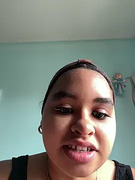 Aloyenita online show from May 5, 10:07 am