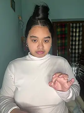 Aloyenita online show from February 21, 12:29 pm