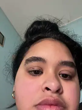 Aloyenita online show from February 11, 8:58 am