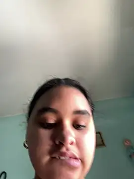 Aloyenita online show from April 2, 10:11 am