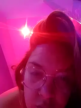 Snapshot of kuramaqueen chatting on June 8, 8:53 pm kuramaqueen online show from June 8, 8:53 pm