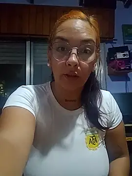 kuramaqueen online show from March 30, 3:19 am