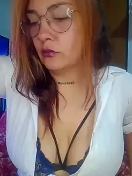 Snapshot of kuramaqueen chatting on July 1, 3:29 am kuramaqueen online show from July 1, 3:29 am
