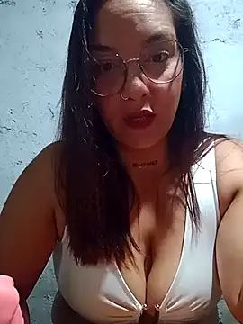 kuramaqueen online show from March 5, 2:41 am