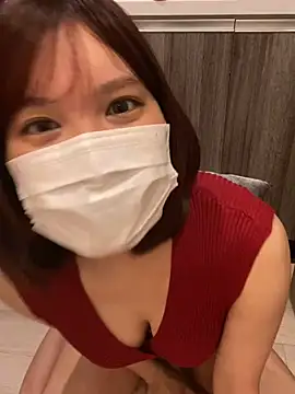  3 mNm 3  online show from May 1, 1:49 pm