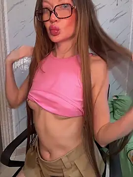 AliceeXHottie online show from June 30, 1:22 pm