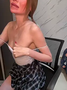 AliceeXHottie online show from March 6, 12:55 pm