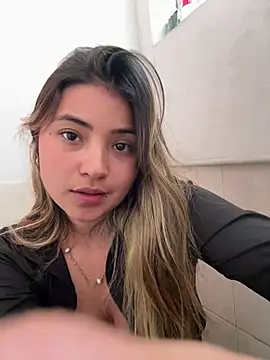 sweetlove- online show from February 4, 8:37 pm