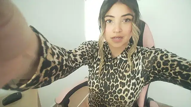 sweetlove- online show from February 12, 9:58 pm