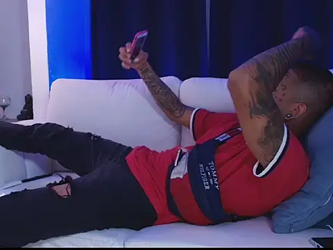 blackout9703 online show from February 12, 2:06 pm