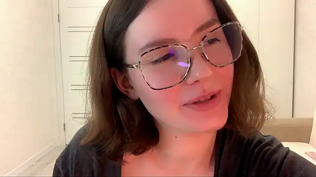 Snapshot of cherishedwish chatting on July 10, 12:32 am cherishedwish online show from July 10, 12:32 am