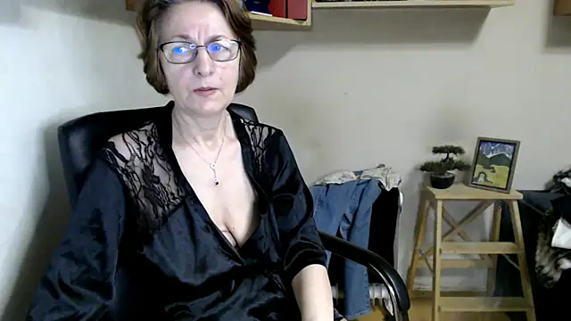 Snapshot of katemodel chatting on June 16, 5:51 am katemodel online show from June 16, 5:51 am