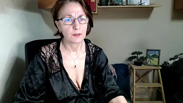 Snapshot of katemodel chatting on July 7, 5:43 am katemodel online show from July 7, 5:43 am
