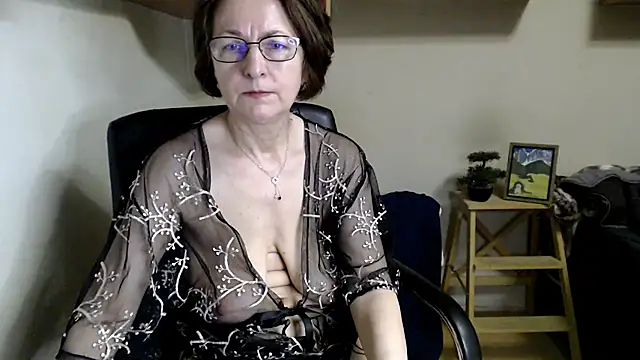 Snapshot of katemodel chatting on June 30, 8:36 am katemodel online show from June 30, 8:36 am
