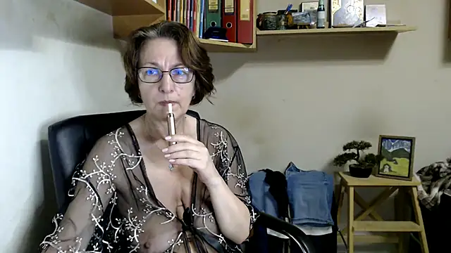 Snapshot of katemodel chatting on July 17, 8:00 am katemodel online show from July 17, 8:00 am