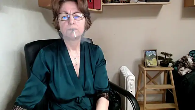 katemodel online show from March 2, 7:59 am