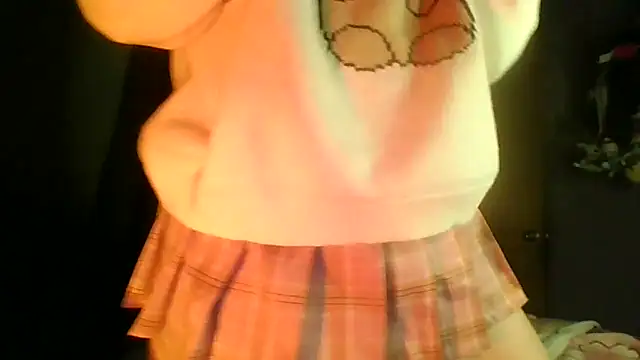 mimi miauu online show from June 5, 3:11 am