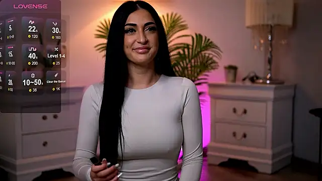 Snapshot of KassidyVibe chatting on February 4, 12:00 pm KassidyVibe online show from February 4, 12:00 pm