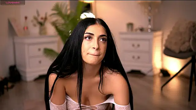 Snapshot of KassidyVibe chatting on February 25, 11:10 am KassidyVibe online show from February 25, 11:10 am