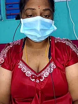 Snapshot of TamilSembaruthi143 chatting on February 11, 7:25 pm TamilSembaruthi143 online show from February 11, 7:25 pm