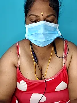 Snapshot of TamilSembaruthi143 chatting on February 18, 12:34 pm TamilSembaruthi143 online show from February 18, 12:34 pm