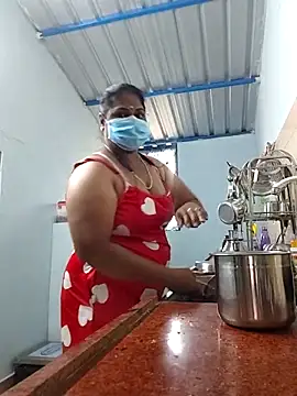 Snapshot of TamilSembaruthi143 chatting on March 3, 11:50 am TamilSembaruthi143 online show from March 3, 11:50 am