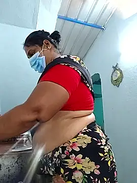 Snapshot of TamilSembaruthi143 chatting on June 4, 10:31 am TamilSembaruthi143 online show from June 4, 10:31 am