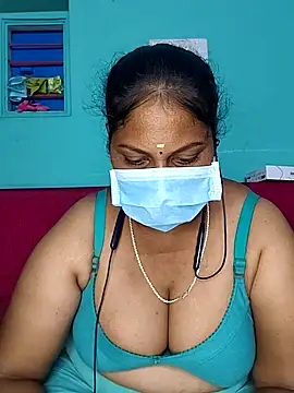 Snapshot of TamilSembaruthi143 chatting on April 29, 5:44 am TamilSembaruthi143 online show from April 29, 5:44 am