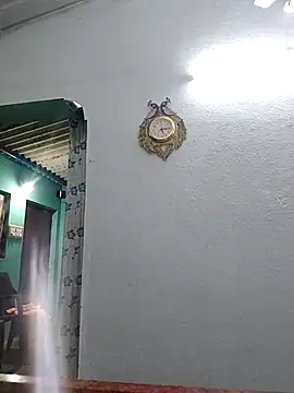 Snapshot of TamilSembaruthi143 chatting on February 21, 11:45 am TamilSembaruthi143 online show from February 21, 11:45 am