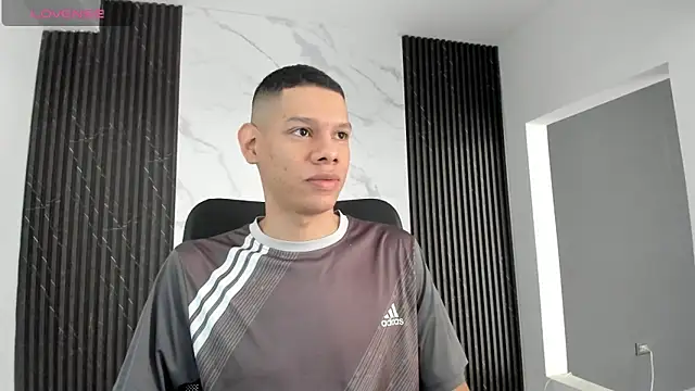 milo cruz  online show from February 7, 2:36 pm