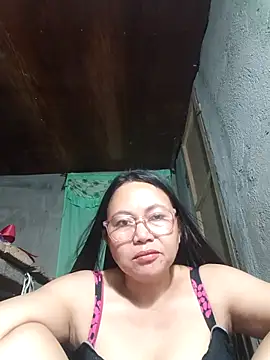 hotpinay 45 online show from March 31, 10:45 pm