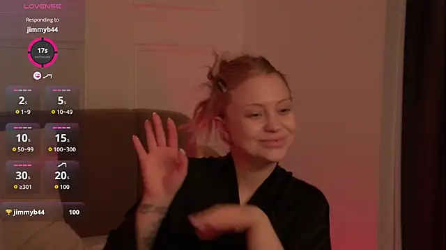 MollyHilton online show from March 28, 5:58 pm