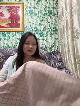 BIGBABYYEYE online show from March 13, 3:06 pm