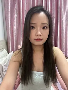 Snapshot of BIGBABYYEYE chatting on July 15, 1:07 pm BIGBABYYEYE online show from July 15, 1:07 pm