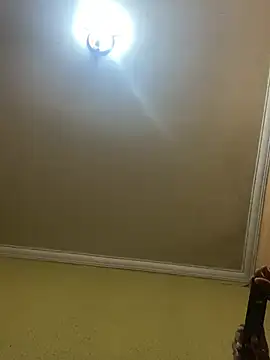 Snapshot of Neguimhhh chatting on August 8, 4:08 am Neguimhhh online show from August 8, 4:08 am
