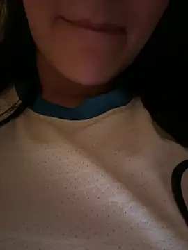 Snapshot of Sara0202 chatting on March 28, 11:39 pm Sara0202 online show from March 28, 11:39 pm