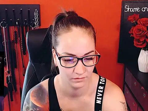 MissJaneWarren  online show from May 25, 5:29 am