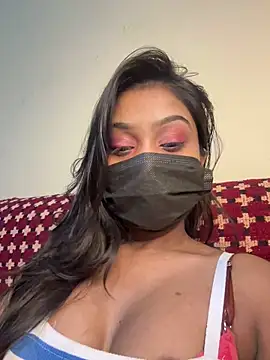 Snapshot of Roohbabe chatting on April 25, 5:21 pm Roohbabe online show from April 25, 5:21 pm