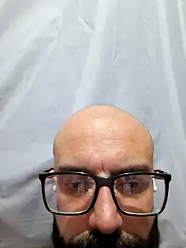 Robsonitj90 online show from May 14, 9:12 pm