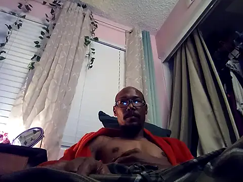 palmdaledyker online show from July 9, 4:35 am