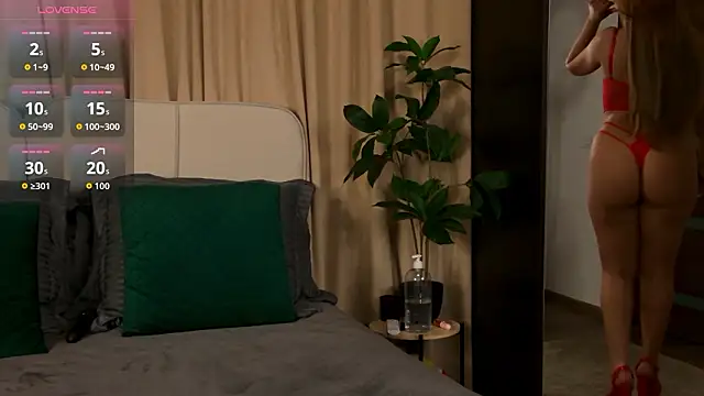 GinaMencee online show from March 5, 8:49 pm