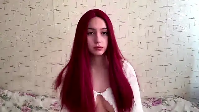 Snapshot of GiannaNice chatting on March 1, 6:24 am GiannaNice online show from March 1, 6:24 am