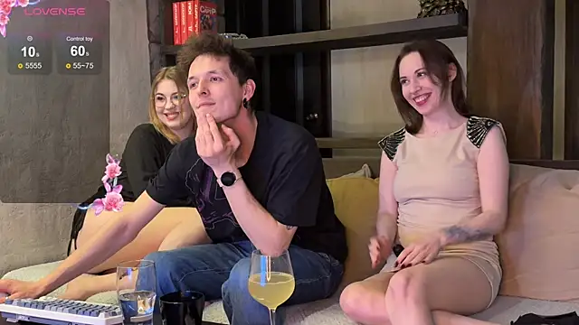 Three Some Dream online show from March 22, 3:13 pm