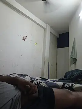 GTX-8194 online show from April 19, 6:21 pm