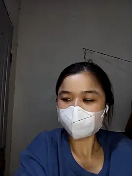 Daisy-lusia2026 online show from March 12, 1:15 pm